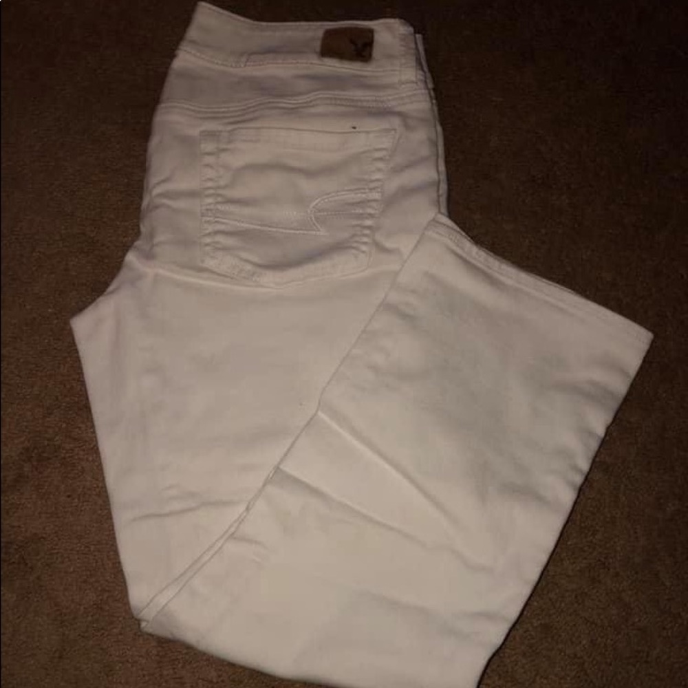 American Eagle Crop Jeans